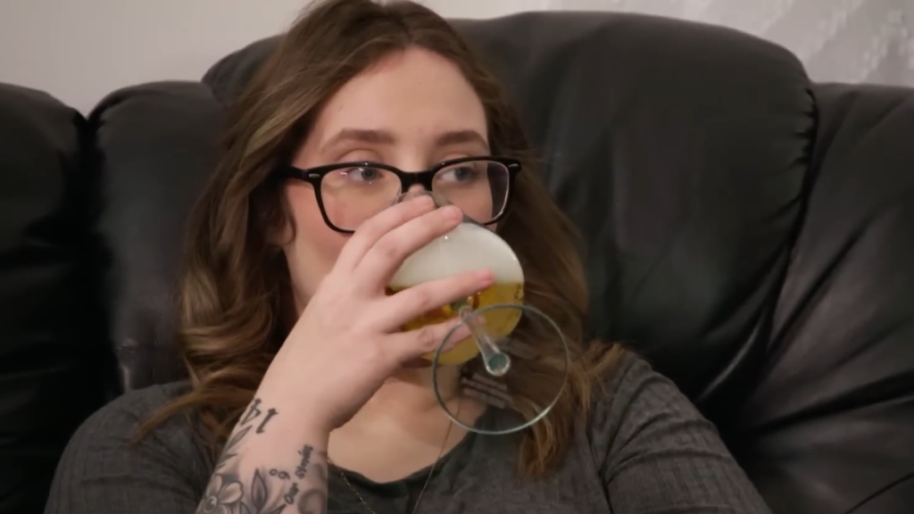 Lauryn Shannon drinks