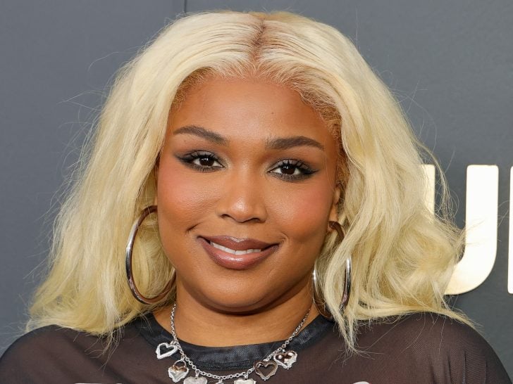 Lizzo Raps About ‘Good Jeans Like’ Sydney Sweeney in Inflammatory New Song