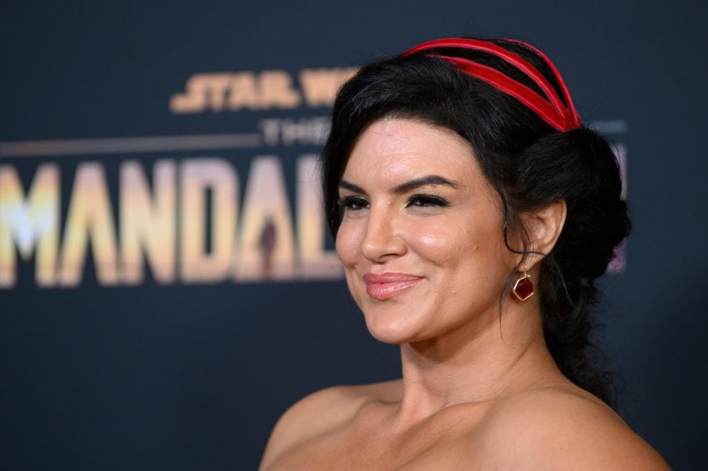 Gina Karano sorriu em 2019, antes de mostrar quem ela era.