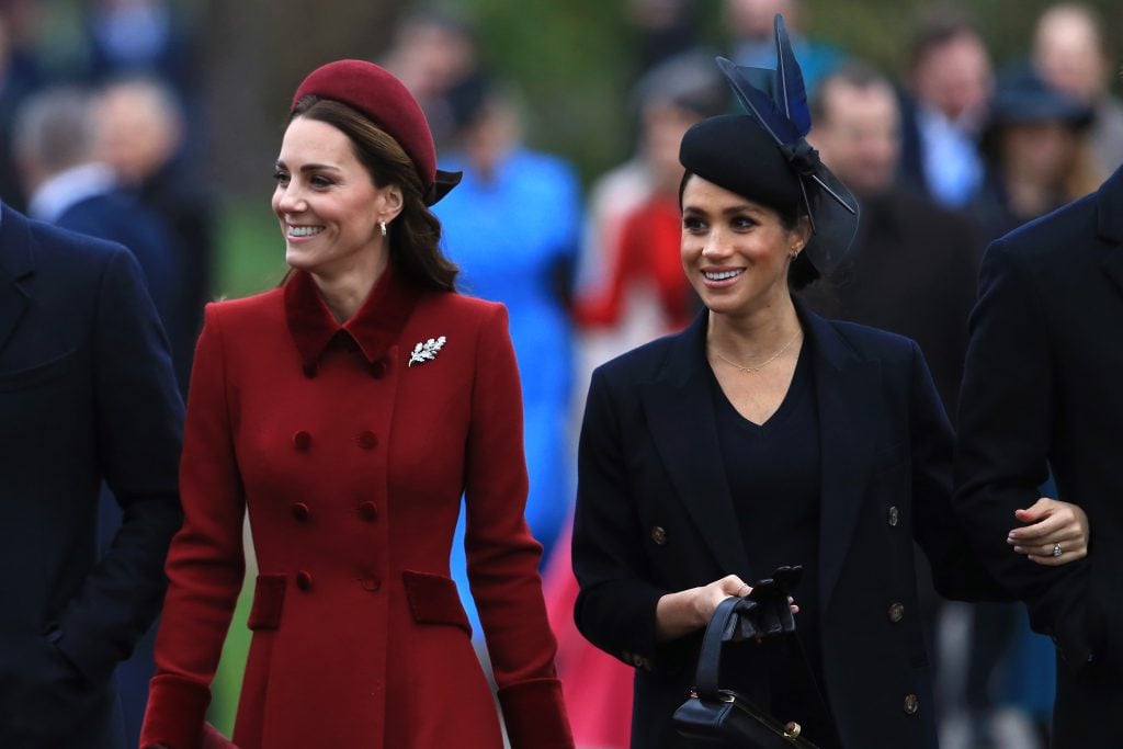 Catherine, Duquesa de Cambridge y Meghan, Duquesa de Sussex, el 25 de diciembre de 2018, vino a participar en el servicio del día de Navidad en la Iglesia de St. Magdalein, St. Magdale, en Sandringham Estate el 25 de diciembre de 2018.