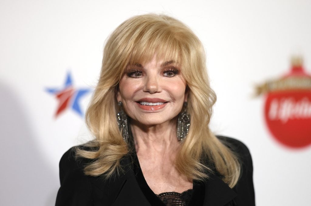 Loni Anderson, vem as estrelas de "Esta é uma boa vida" Aprecie a terra do terremoto militar, que receberá o presente de sua vida em Beachburne Beach, querido em 28 de maio de 2023. Califórnia. Califórnia.