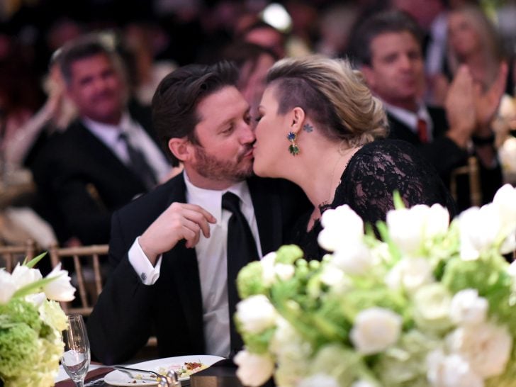 Kelly Clarkson Simply “Devastated” by Death of Ex-Husband, Brandon Blackstock