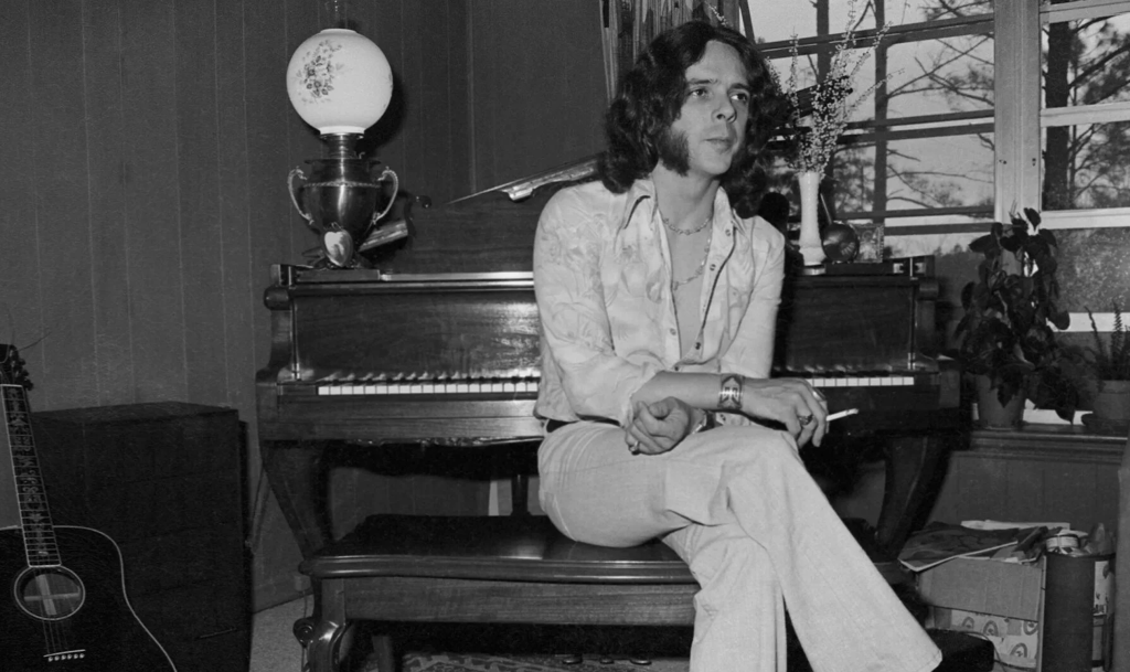 La leyenda del rock Bobby Vilac falleció a la edad de 77 años.