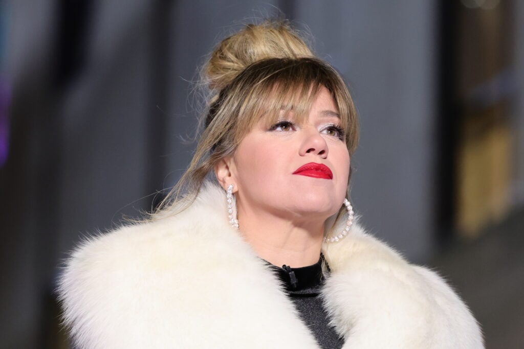 Kelly Clarkson on November 29, 2023.