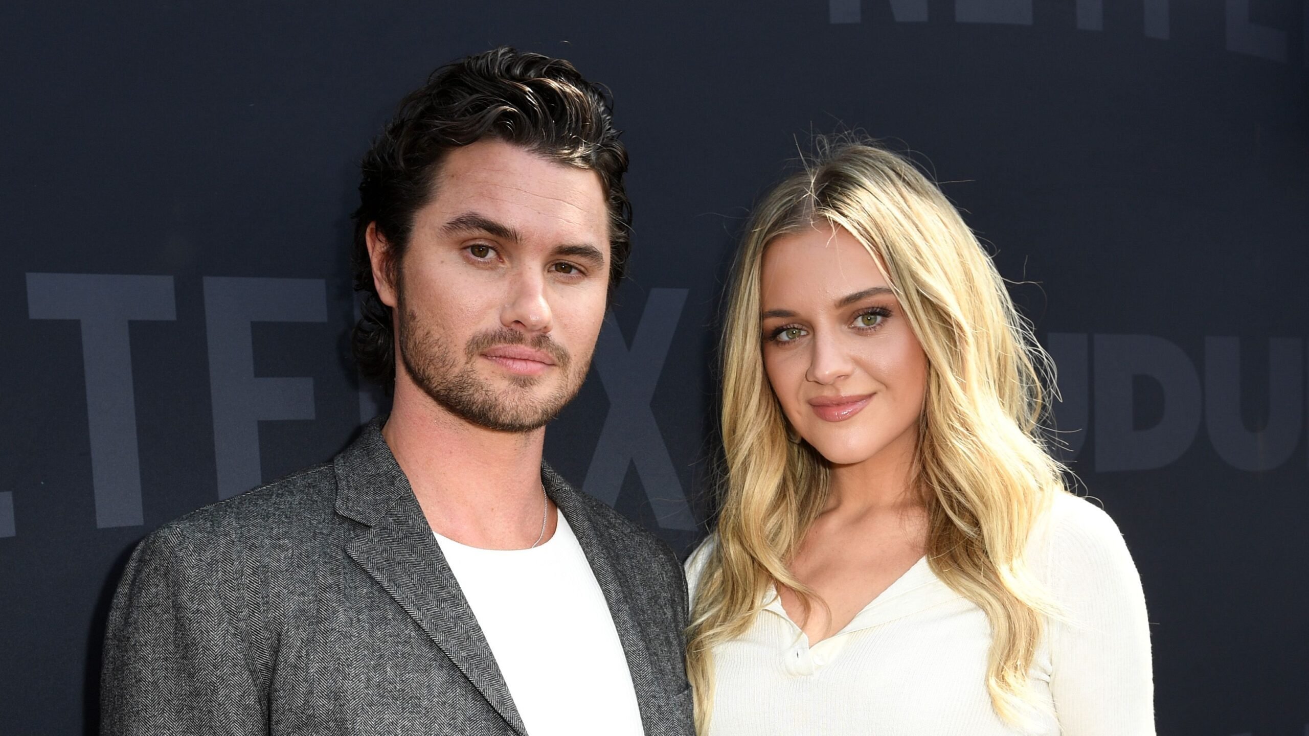 Kelsea Ballerini & Chase Stokes: It’s Over After (Almost) 3 Years!