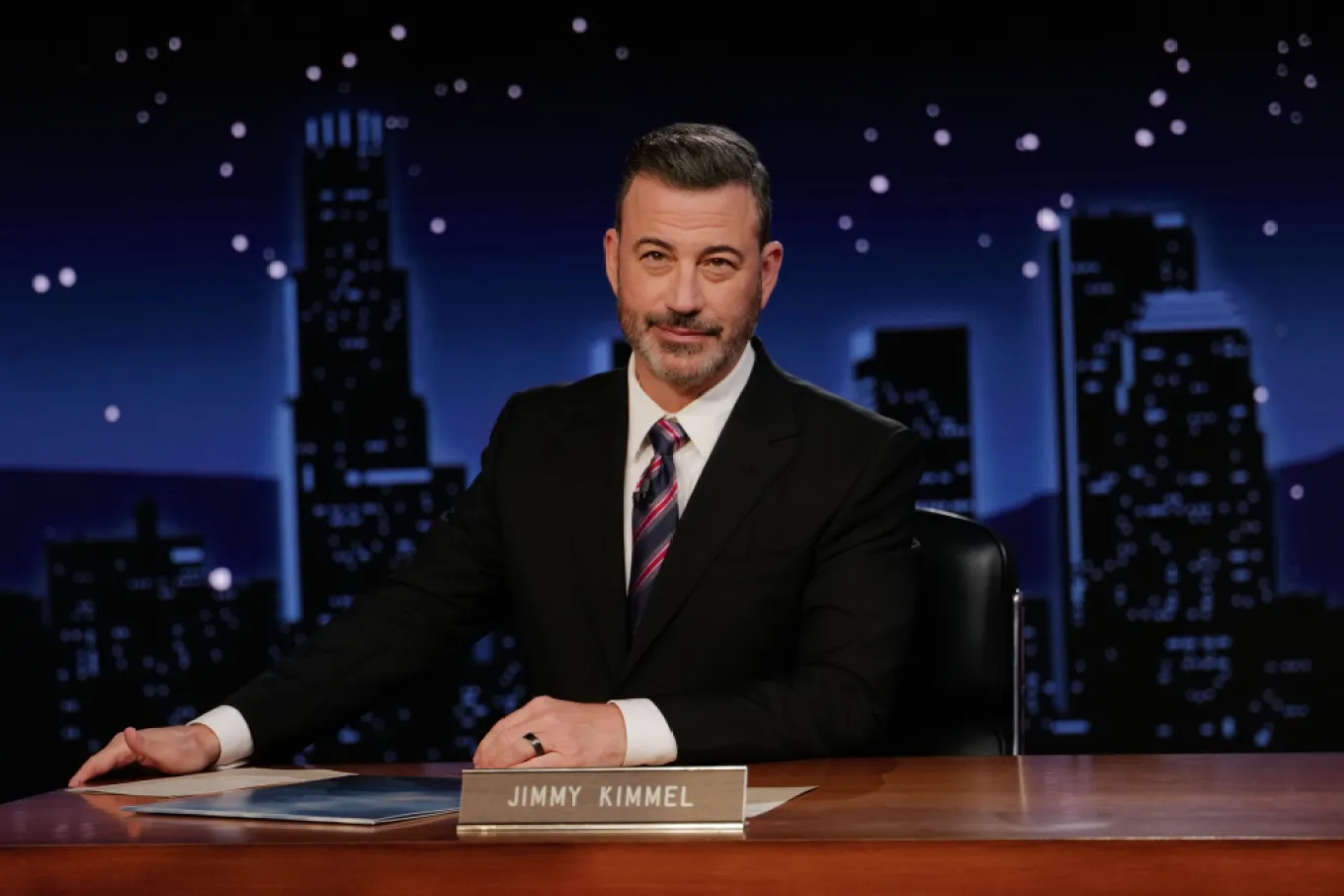 Jimmy Kimmel smams Donald Trump as “Bully” we should all be Jimmy Kimmel smams Donald Trump as “Bully” we should all be