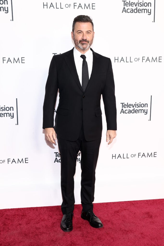 Jimmy Kimmel, Televizyon Akademisi'nin 16 Kasım 2022'de North Hollywood, California'daki Saban Media Center'daki 26. Şeref Salonu indüksiyon törenine katılıyor. 