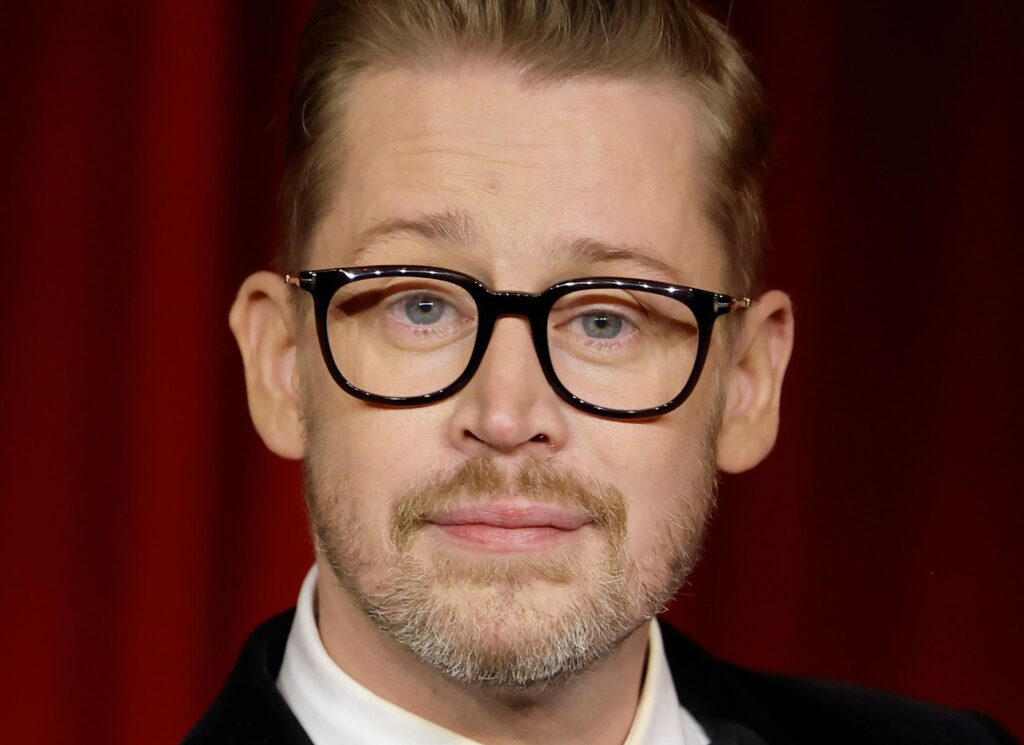 Macaulay Culkin Says John Candy Was First to Notice His Father's Abuse(02)