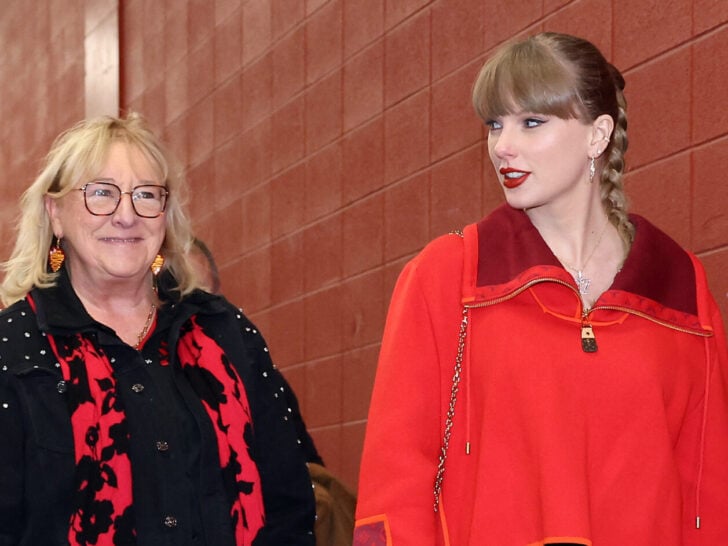 Singer Taylor Swift walks into the stadium alongside Donna Kelce prior to the game between the Las Vegas Raiders and the Kansas City Chiefs at GEHA Field at Arrowhead Stadium on November 29, 2024 in Kansas City, Missouri.