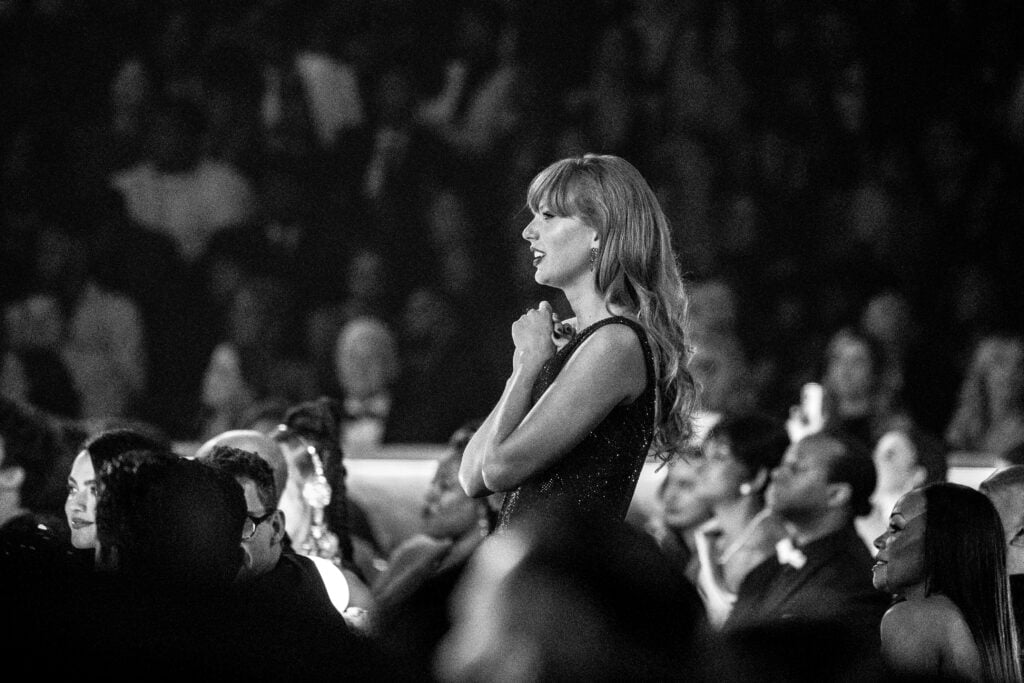 Los Ángeles, California - 02 de febrero: (Editor Nota: Figura en blanco y negro) Taylor participó en el 67º Premio Grammy anual en febrero del 02 de febrero de 2025 en Los Ángeles, California. 