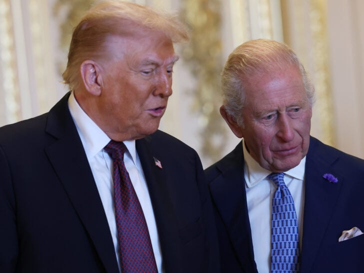 King Charles Accused of ‘Groveling’ Before Trump, as UK Protesters Focus on …