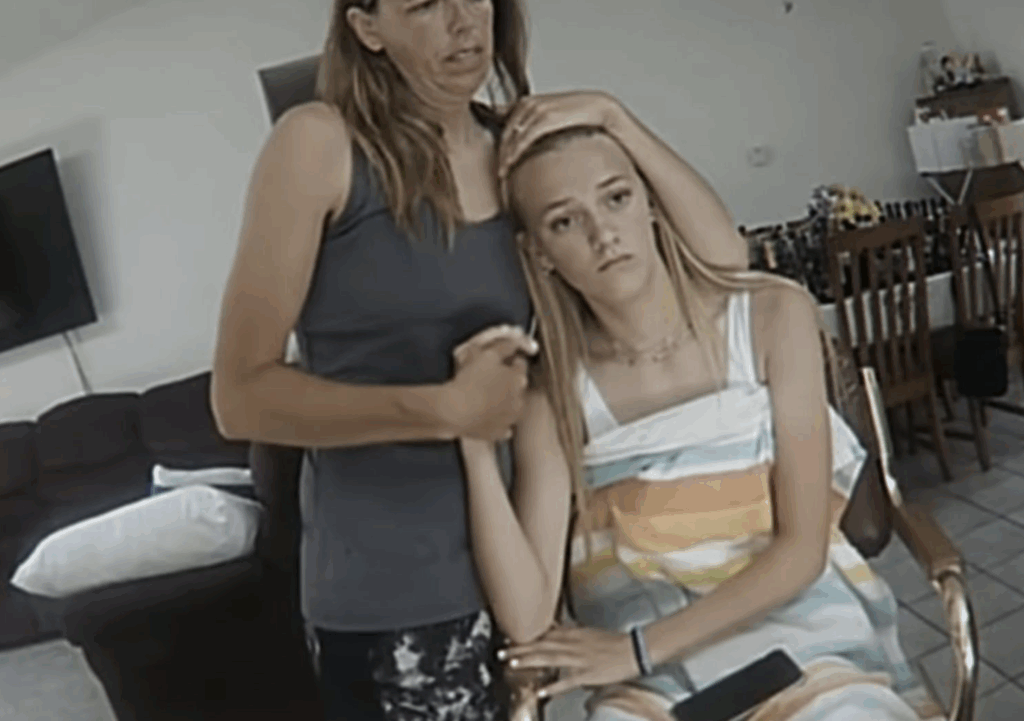 Kendra and Lauryn Licari in 'Unknown Number.'