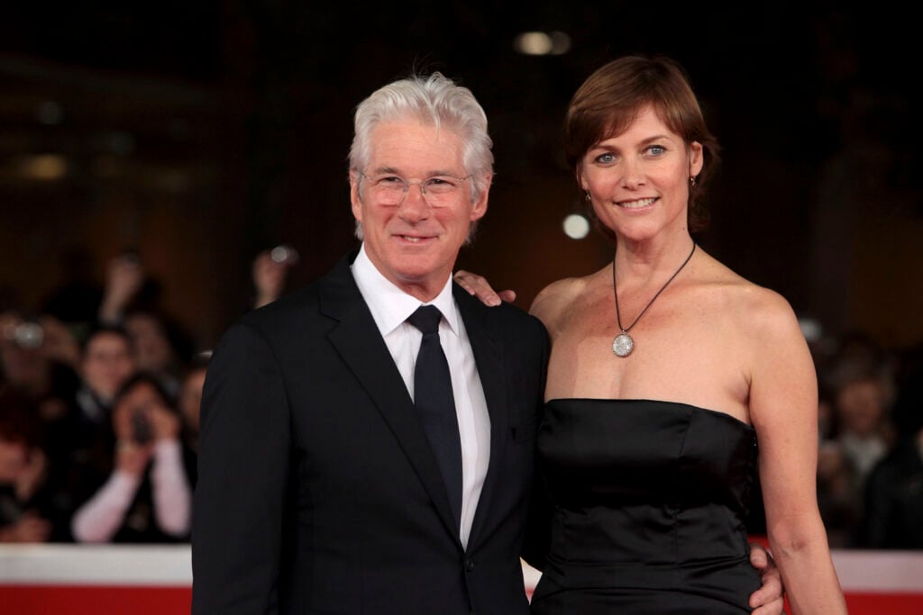 Richard Gere and Carey Lowell.