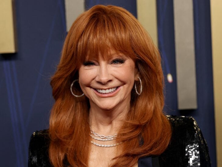 Reba McEntire Mourns Stepson Brandon Blackstock on ‘The Voice’