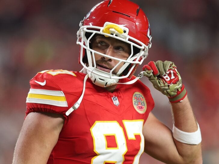 Travis Kelce Honors Taylor Swift After Historic 100th Touchdown