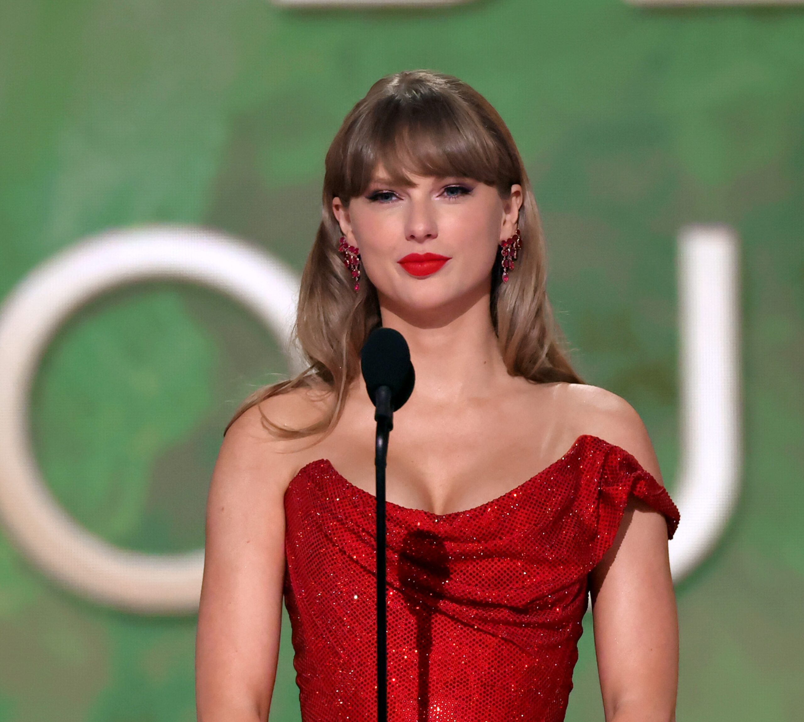 Taylor Swift Gushes Over “Passionate” Connection to Travis Kelce