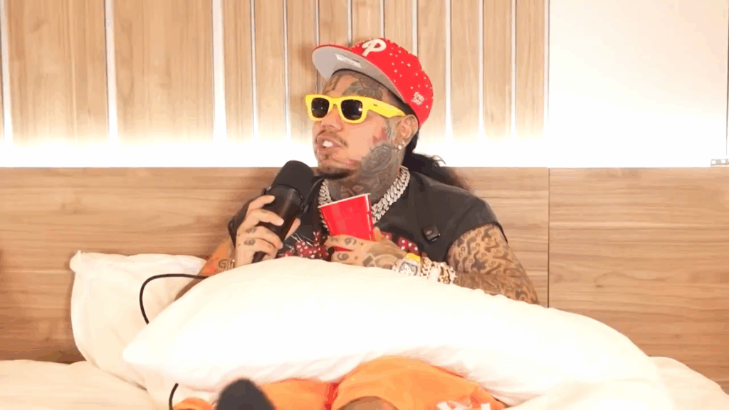 Tekashi 6ix9ine on a podcast.