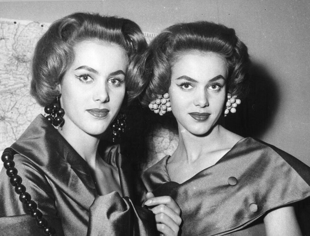 Ellis e Ellen Kessler em janeiro de 1956.