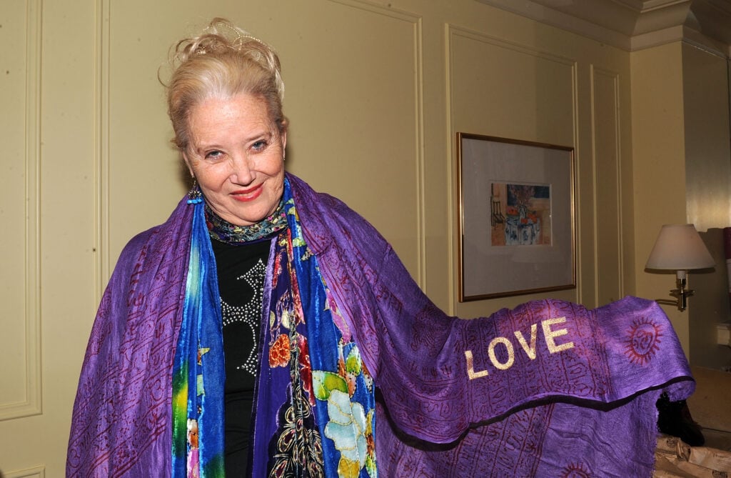 Actress Sally Kirkland arrives at the Pre-Golden Globes DPA Gifting Lounge  hosted by Nathalie Dubois held at the The Peninsula Hotel on January 8, 2009 in Beverly Hills, California. 