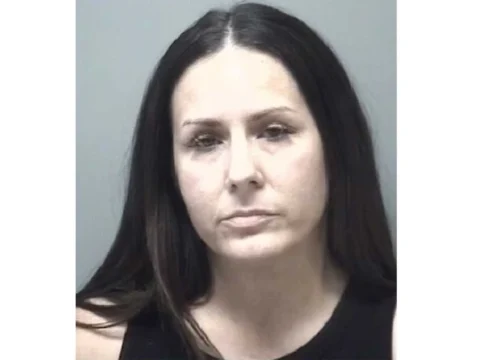 A 43-year-old mom named Robyn Polston has been arrested after allegedly welcoming a child with a 14-year-old.