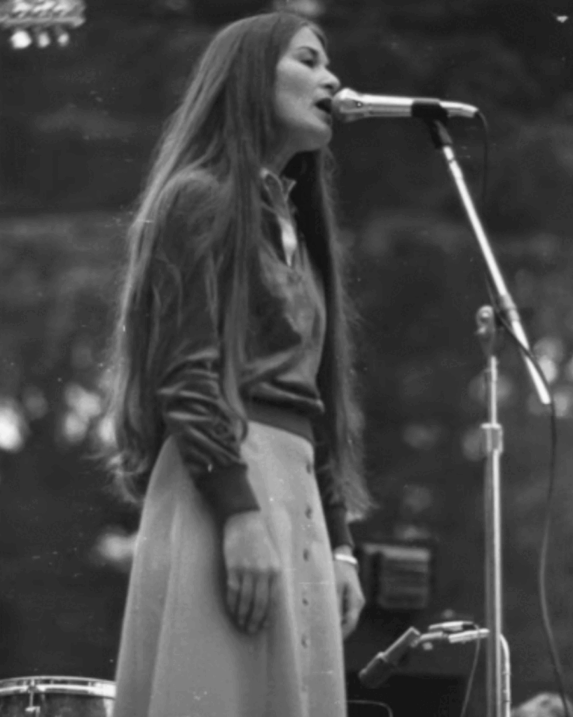 Donna Jean Godchaux has passed away following a battle with cancer.