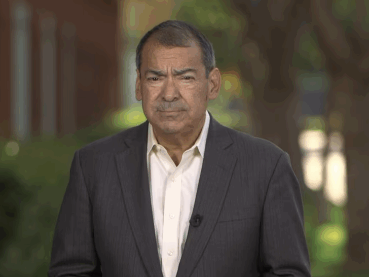 ABC News correspondent Jim Avila has died at the age of 69.