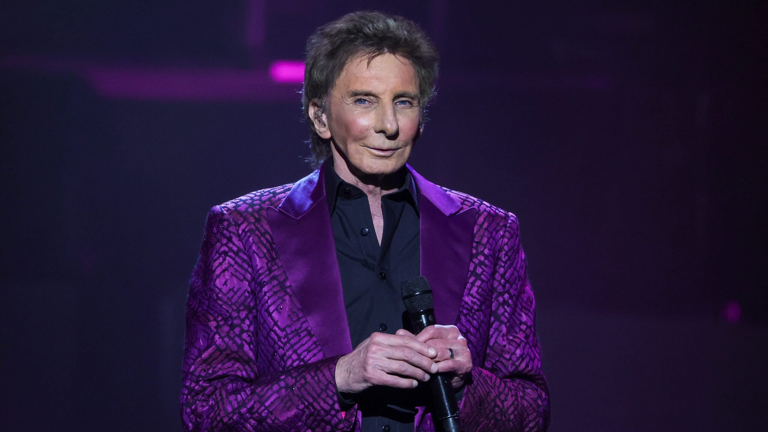 Barry Manilow onthult diagnose en verplaatst komende shows