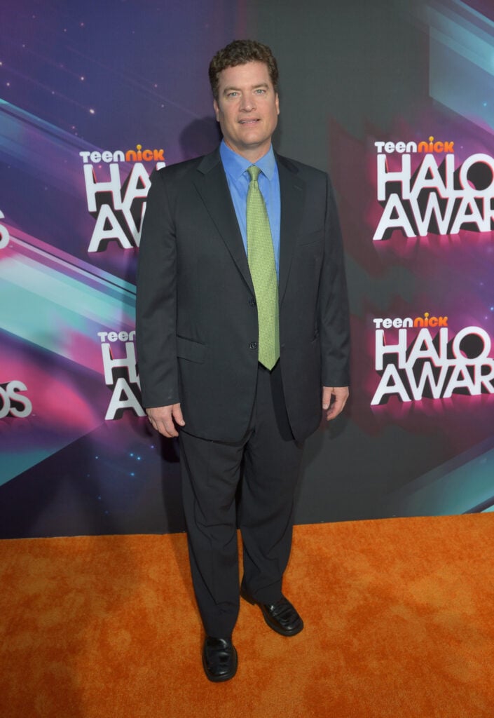 Acteur Pat Finn arriveert bij Nickelodeon's TeenNick HALO Awards 2012 in Hollywood Palladium op 17 november 2012 in Hollywood, Californië. 