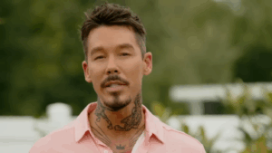 David Bromstad outdoors.