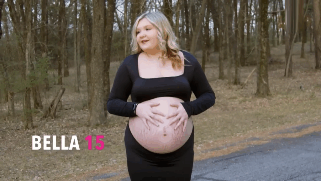 Bella Vaughn shows her baby bump.