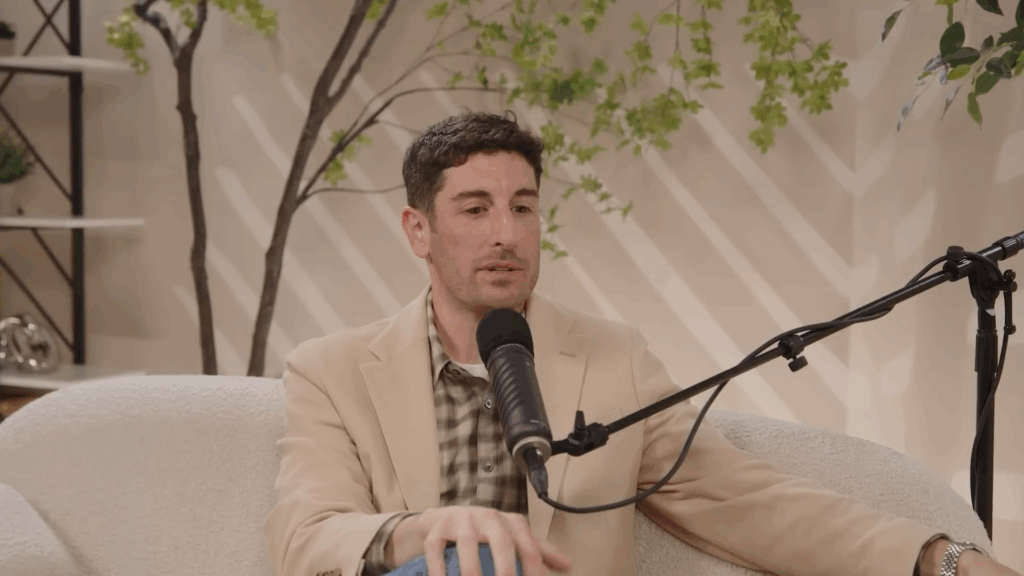 Jason Biggs en YouTube.