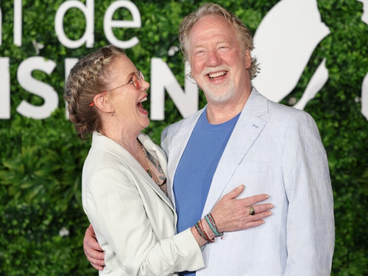 Timothy Busfield Surrenders to Police, Breaks Silence in Sex Abuse Charges