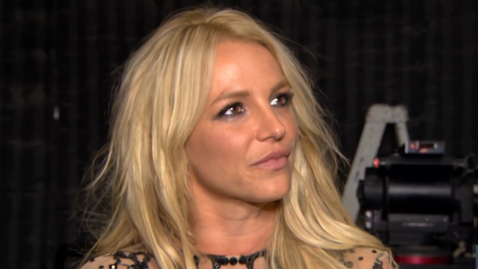 Ik heb het geluk dat ik leef! Ik ben nog steeds bang voor mijn familie!