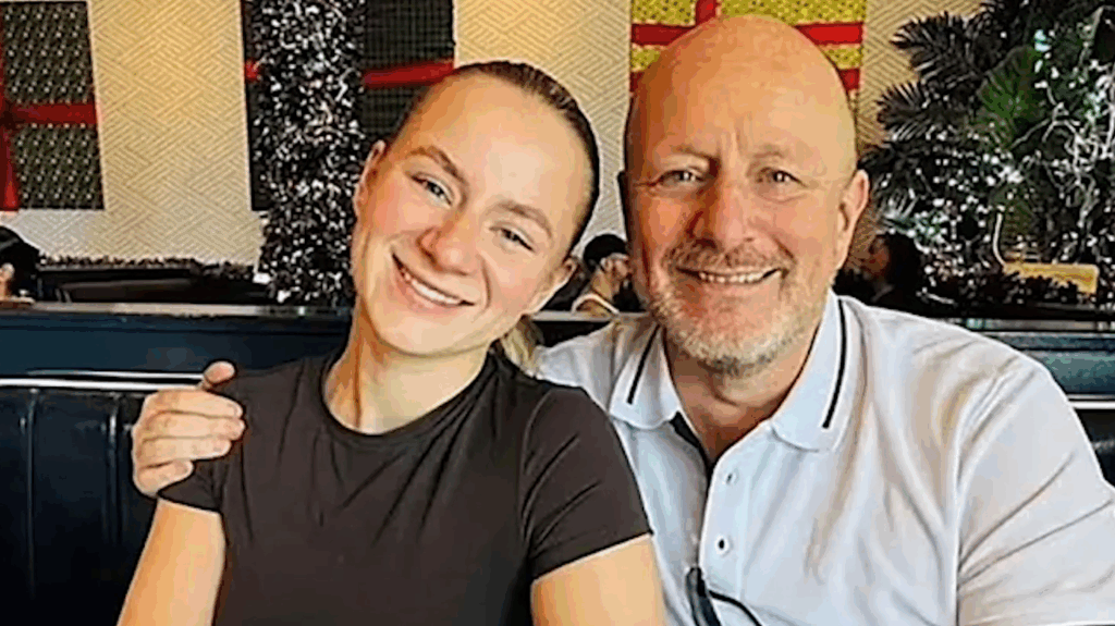 Lucy Harrison y su padre, el asesino Chris Harrison.