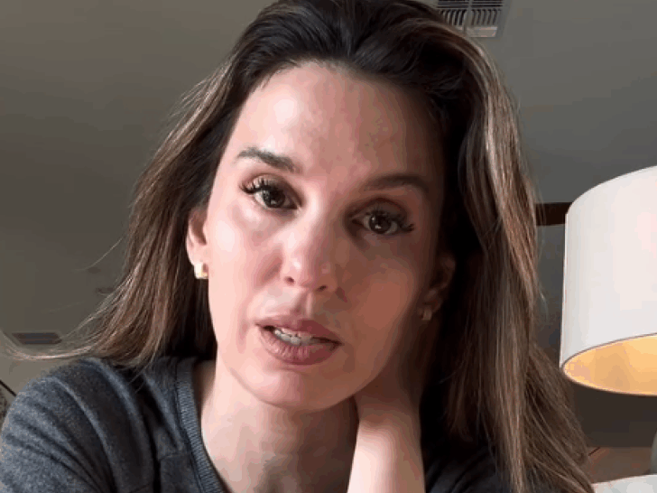 Christy Carlson Romano Reveals Cancer Screening Results in Tearful Video: I’m …