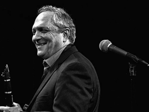 Acclaimed jazz musician Ken Peplowski passed away on a cruise ship this week.