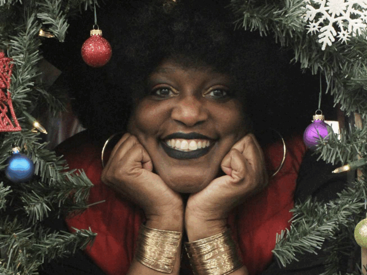 Linda Davis: Savannah School Teacher Killed In ICE Car Chase