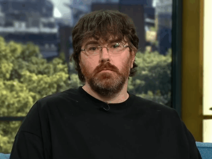 Michael Phillips Apologizes For Sending Unsolicited Micropenis Pics to Women