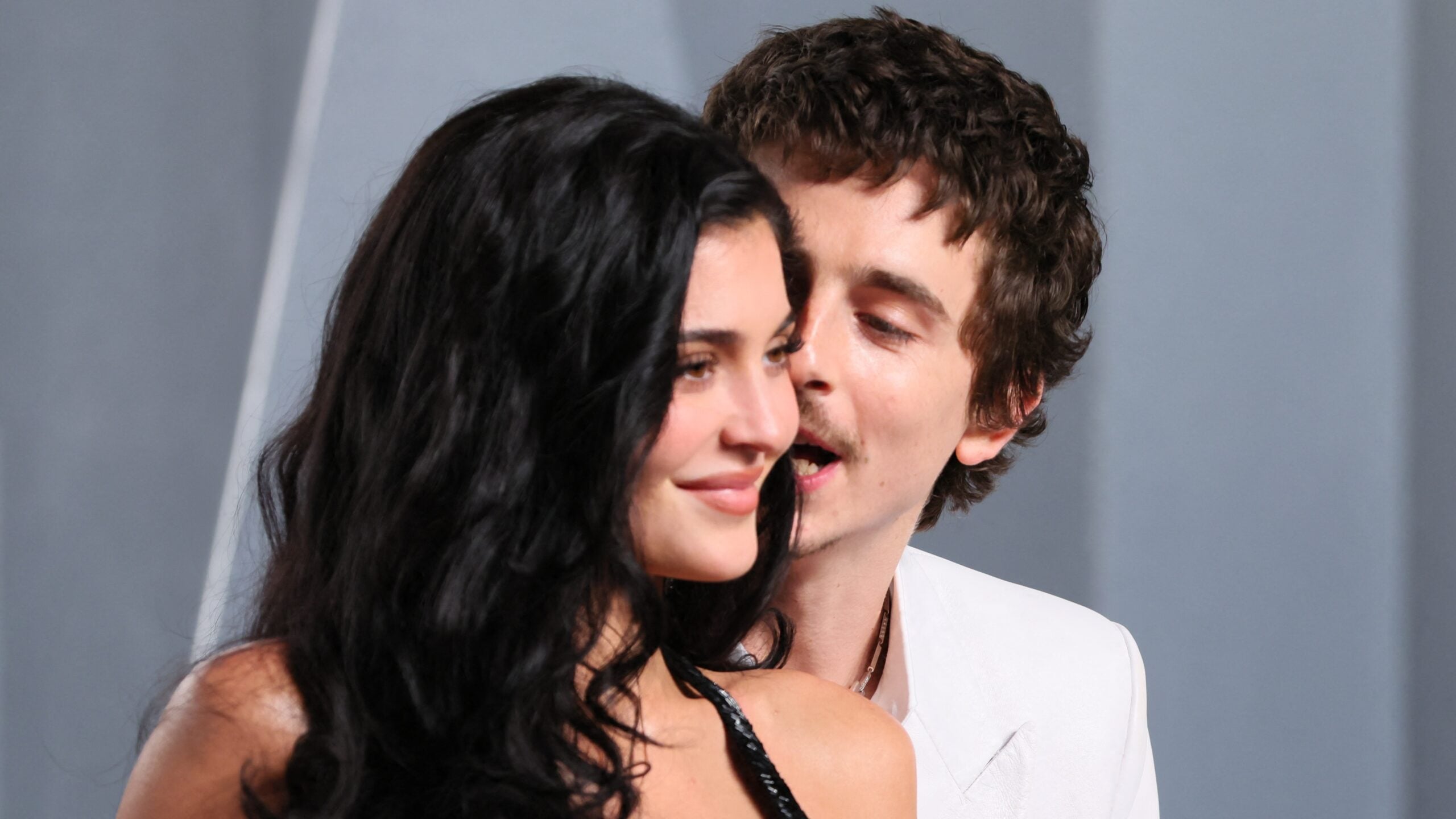 Kylie Jenner en de zus van Timothee Chalamet zijn ZO ongemakkelijk!