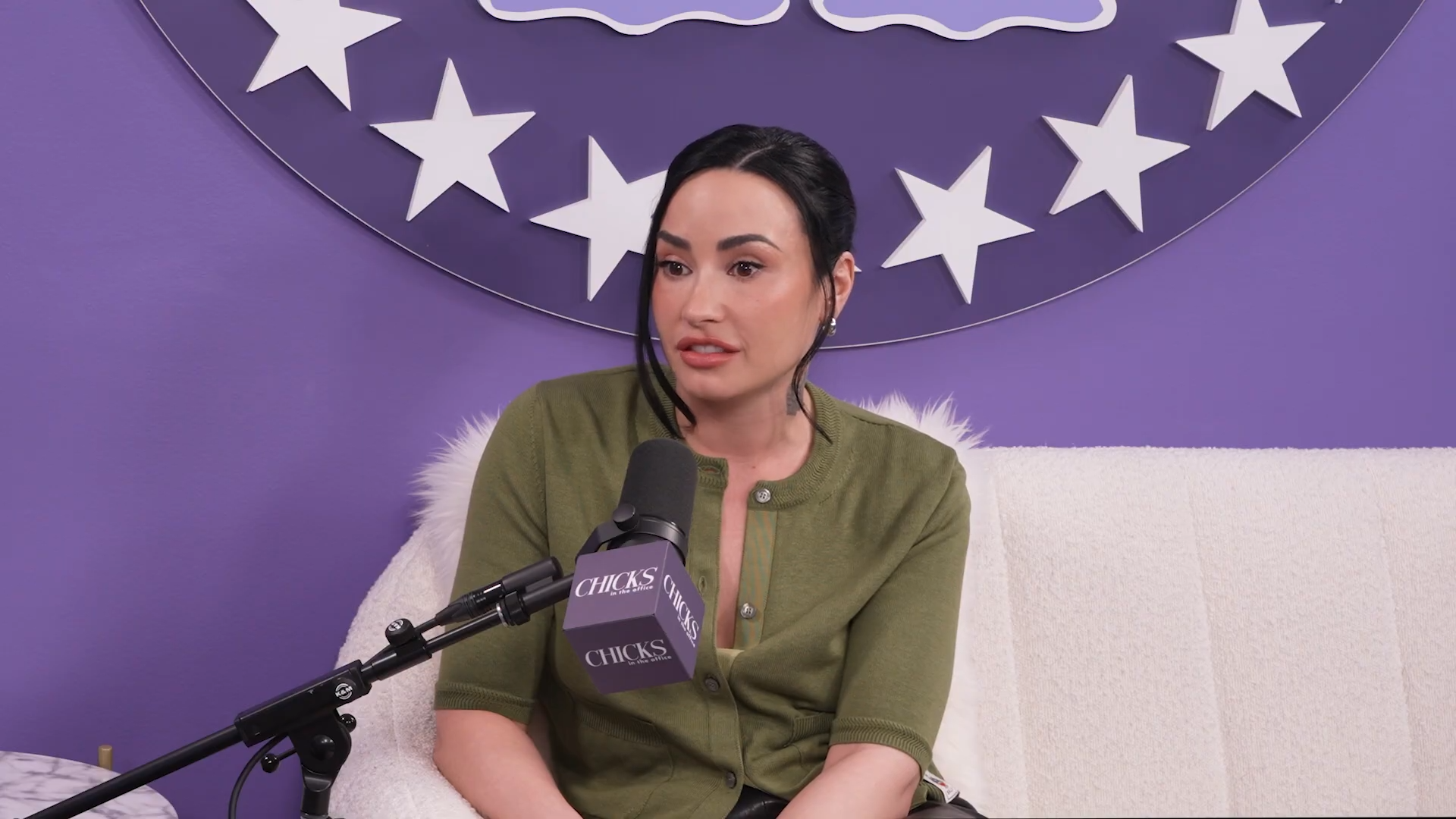 Demi Lovato on the Chicks In The Office podcast.