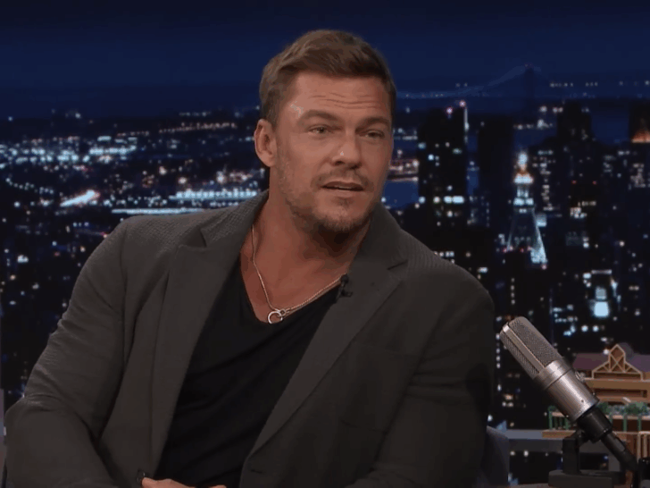 Alan Ritchson Filmed in Brutal Fight with Neighbor: Who Started It?