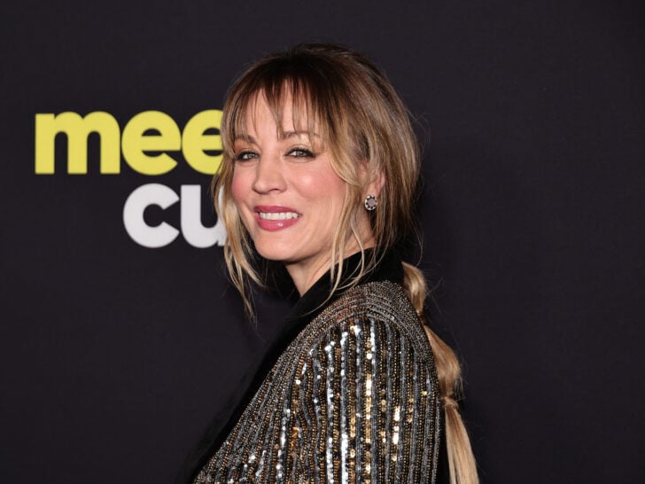 Kaley Cuoco Blasts Rose McGowan For Rudeness on ‘Charmed’ Set: ‘I Was …