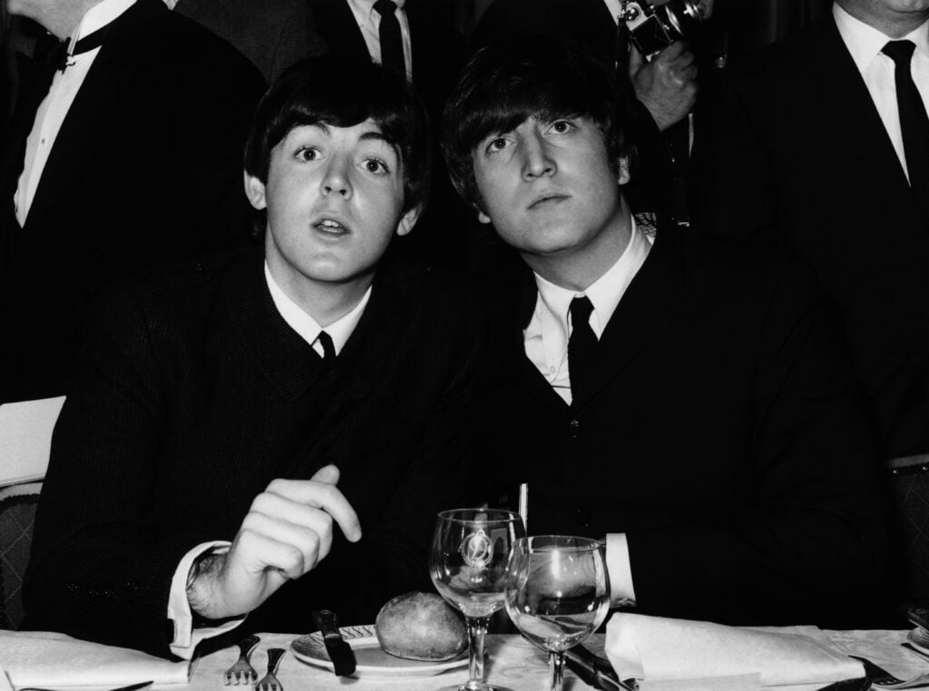 Beatles Paul McCartney (left) and John Lennon (1940 - 1980) at the Variety Club Showbusiness Awards held at the Dorchester, London.  
