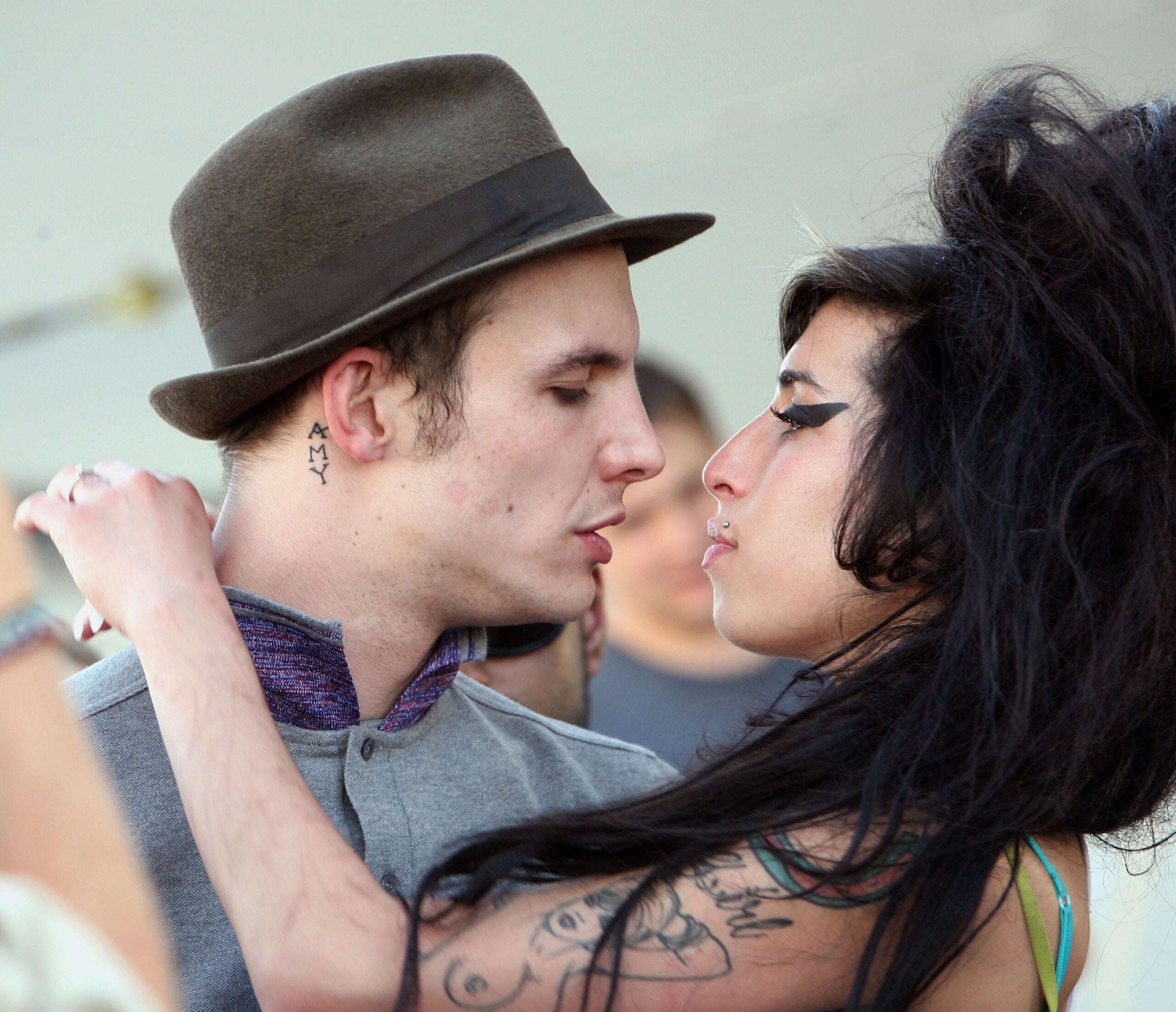 Amy Winehouse’s ex-man Blake Fielder-Civil verbreekt de stilte: ik heb haar niet vermoord
