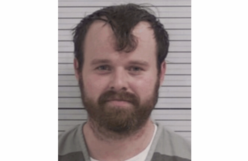 Joseph Duggar has been extradited to Florida, where he'll be arraigned on child molestation charges.