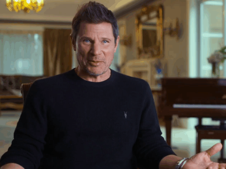 Nick Lachey Admits 98 Degrees Kept Age-Of-Consent Guidebook on Tour