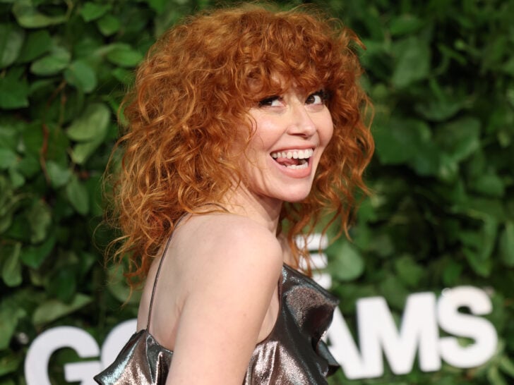 Disoriented Natasha Lyonne Removed From Flight After Stumbling on Red Carpet at …
