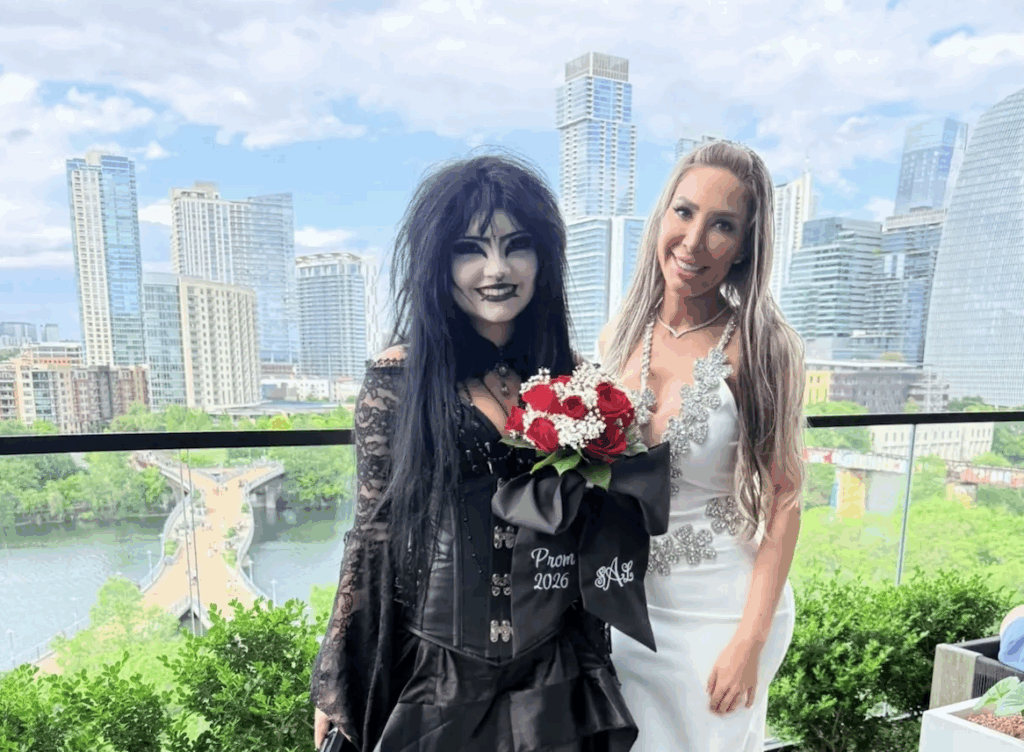 Sophia Abraham's goth prom look is drawing mixed reviews online.
