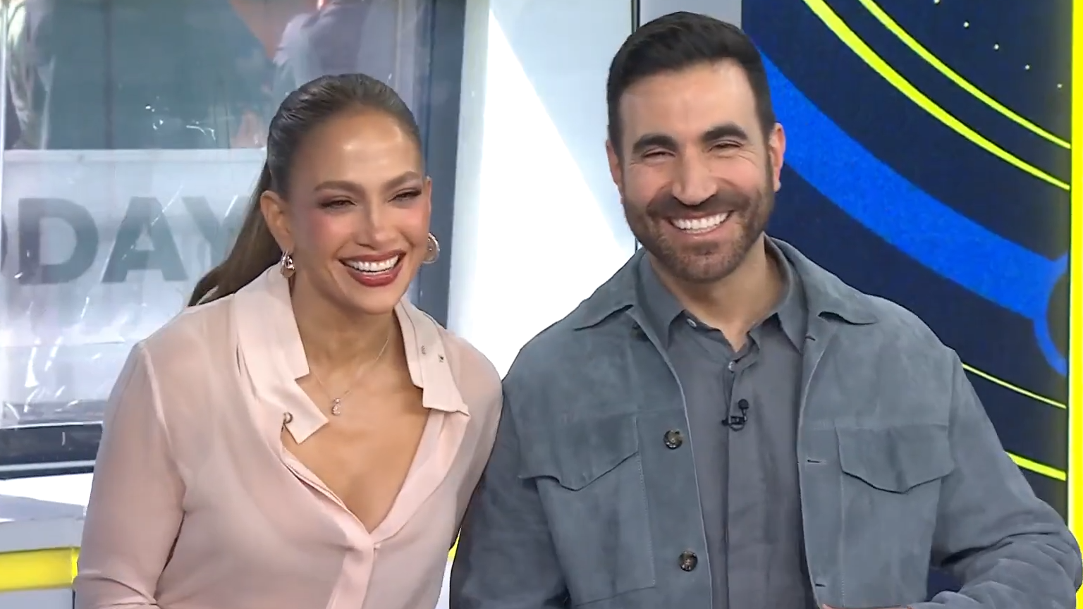 Jennifer Lopez & Brett Goldstein: Are They Dating?