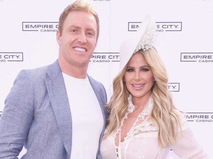 Kroy Biermann Brought OnlyFans Model Girlfriend on Family Trip, Court Documents Allege